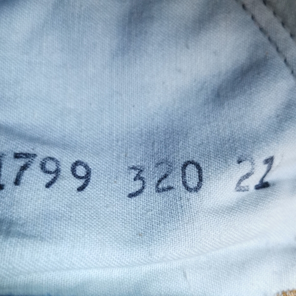 Vintage GwG Dark Wash Straight Leg Jeans - Picture 5 of 9